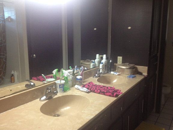 4th image of 1215 Sandy Hill Dr