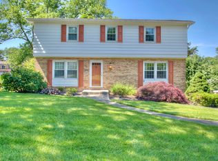709 Jefferson Pl, Taylor Mill, KY 41015