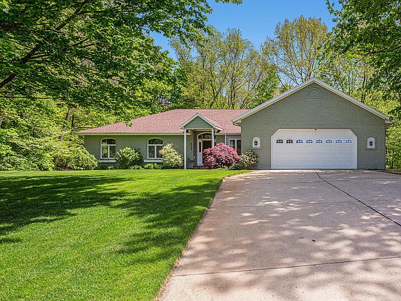 2nd image of 4239 Leisure Dr