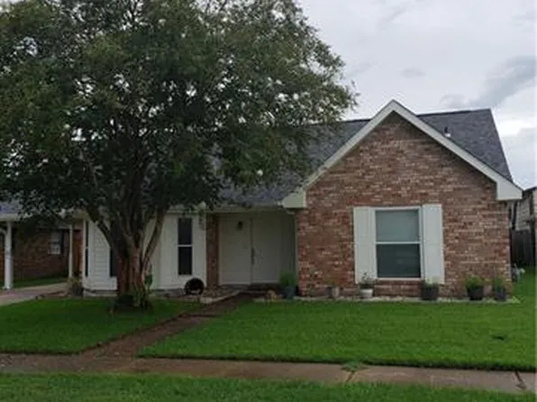 449 Rosedale Dr, Destrehan, LA 70047