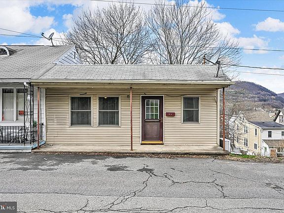 5th image of 602 Hillside Ave