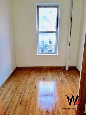 Rented by Warren T Real Estate Corp. | media 22