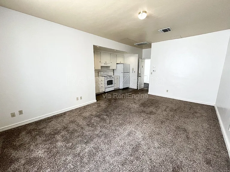 317 W Main St #2 — Photo 3