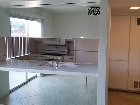 5th image of 2252 N Indian Canyon Dr Unit E