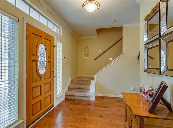 3rd image of 1813 Sandalwood Ln