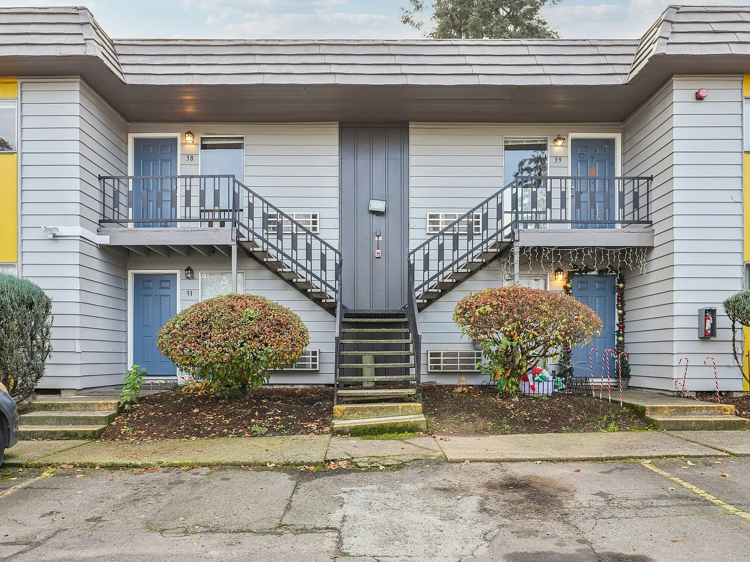 Cypress Crest Apartments — Photo 1