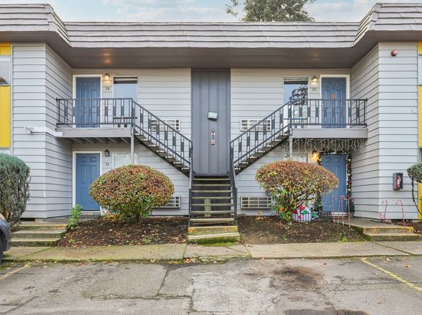 9800 SW Frewing St #67