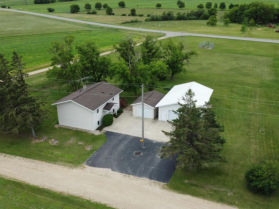 902 E 4th Ave, Hewitt, MN 56453 Zillow