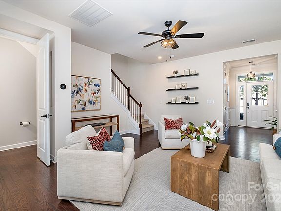 5th image of 9237 Glenburn Ln