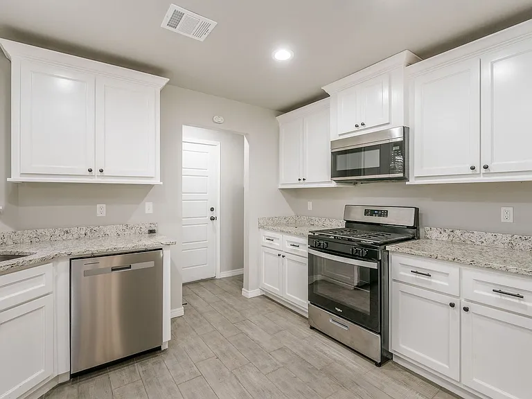 13987 Periwinkle Dr — Photo 10