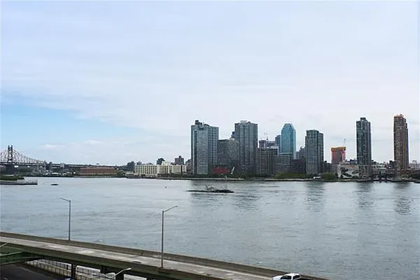 Sold by Center Avenue Equity Co LTD | media 9