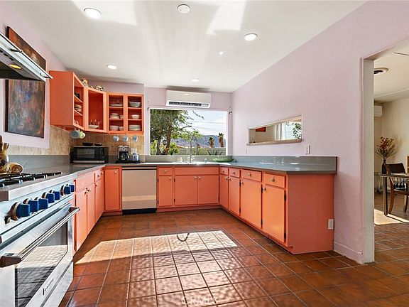4th image of 6766 Mesquite Dr