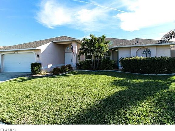3rd image of 111 NW 13th Pl