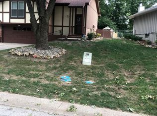 8513 Ditzler Ave, Raytown, MO 64138