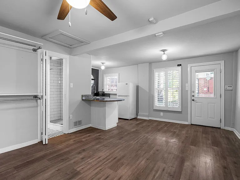 4036 Linden Ave — Photo 34