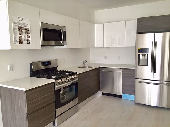 4th image of 2495 Ocean Ave #3A