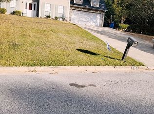 8434 Glenwoods Dr, Riverdale, GA 30274