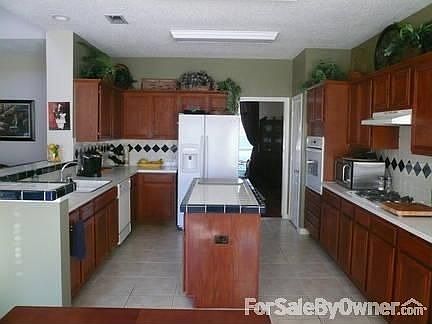 3rd image of 2326 Greenfield Cir