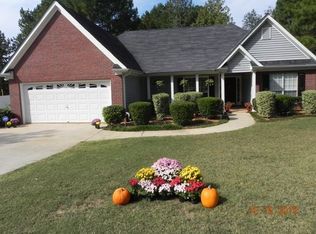 222 Kingsbrook Cir, Newnan, GA 30265