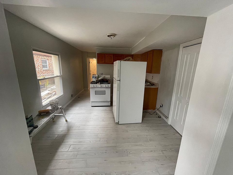 1st image of 293 Norway Ave
