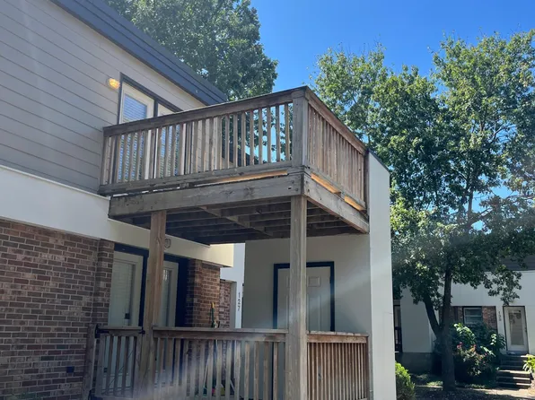 940 Gale Ln APT 126, Nashville, TN 37204