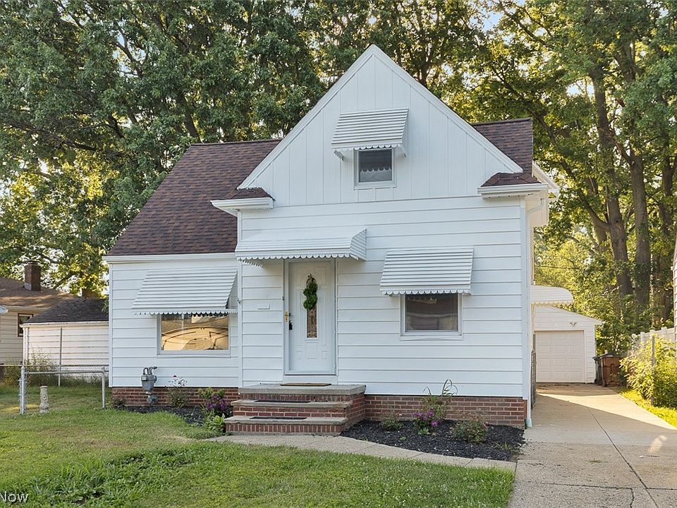 1st image of 5735 W 44th St