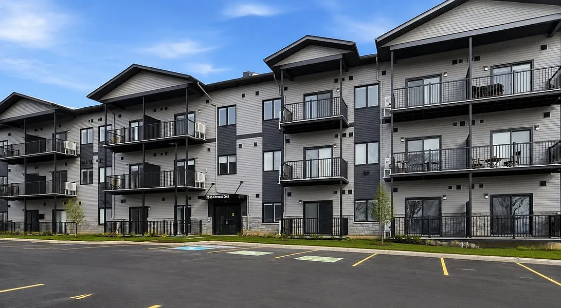 2396 Cleroux Cres Unit 113 — Photo 1