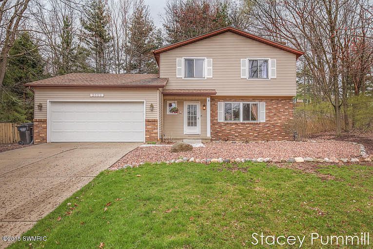 1st image of 2689 Oldepointe Dr NE