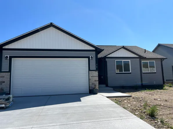 76 26th St, Wheatland, WY 82201