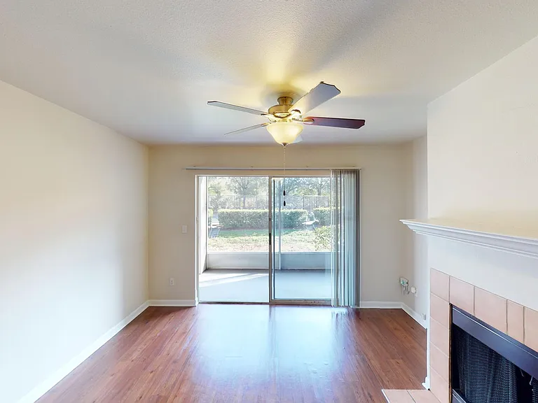 Los Altos at Altamonte Springs — Photo 32