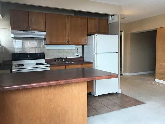 5th image of 4960 N Marine Dr APT 1211