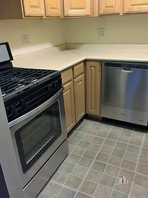 Rented by ONE Manhattan Real Estate | media 17