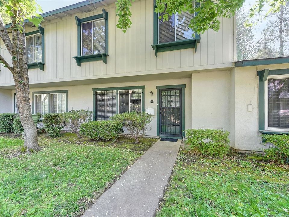 1st image of 8887 Salmon Falls Dr APT B