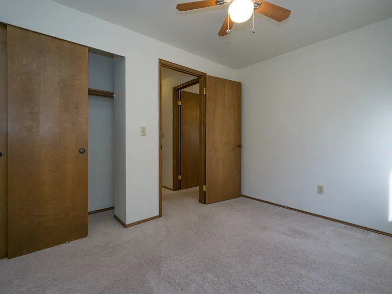 16708 SE 40th Pl — Photo 22