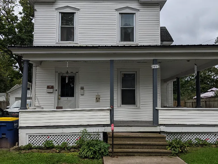 11 Downer St #1-4 — Photo 1