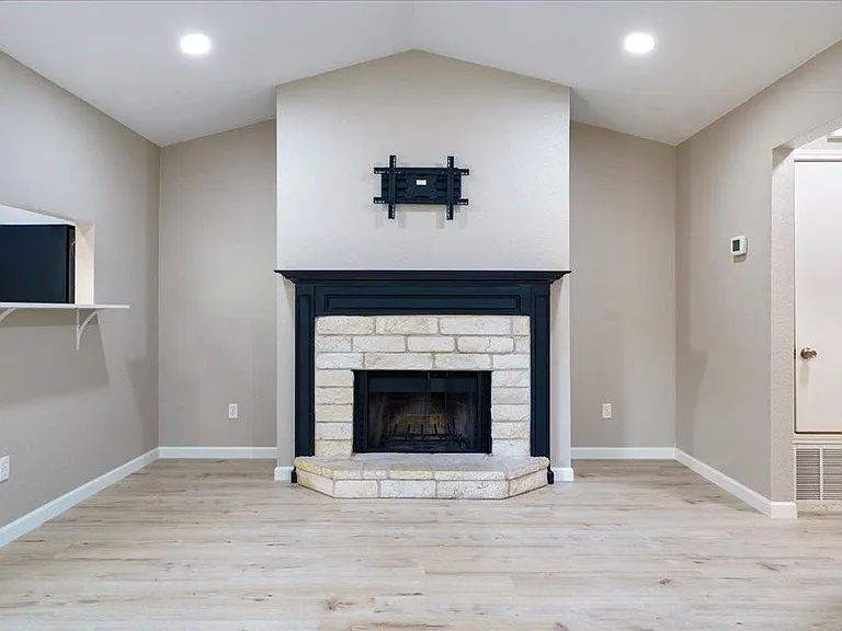 13300 Cowdray Park #B — Photo 5