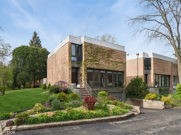 2751 Prairie Ave, Evanston, IL 60201