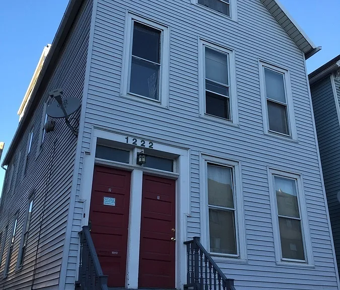 1222 W Diversey Pkwy #1 — Photo 10