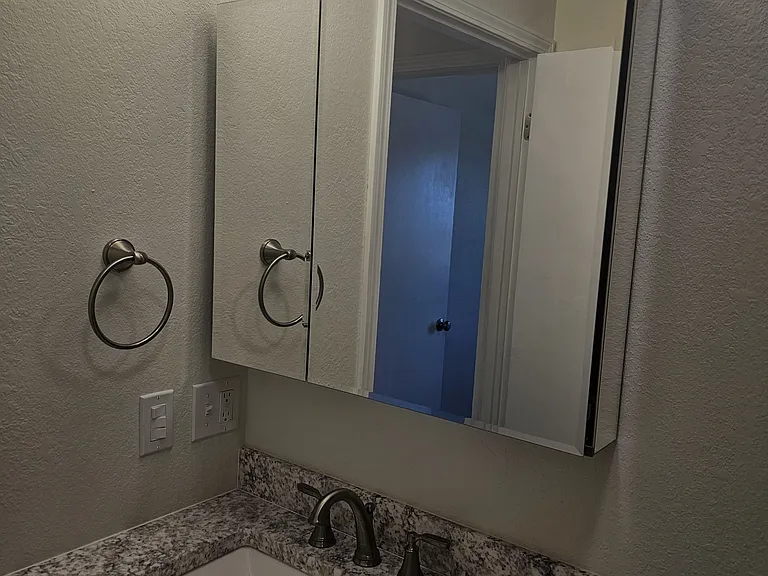 3003 E 4th Ave #1 — Photo 8