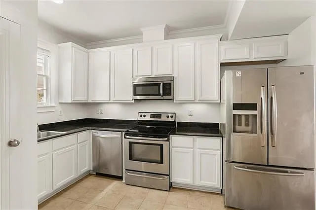 1654 Joseph St #B — Photo 6