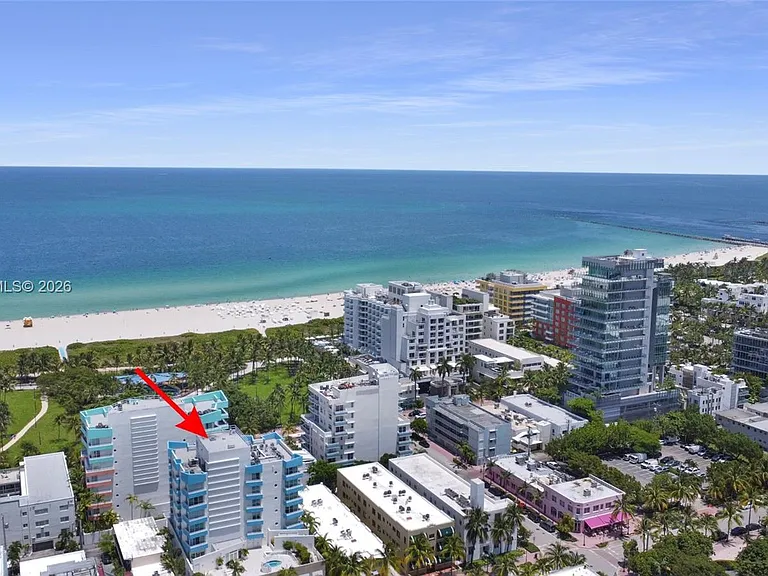 225 Collins Ave #4J — Photo 15