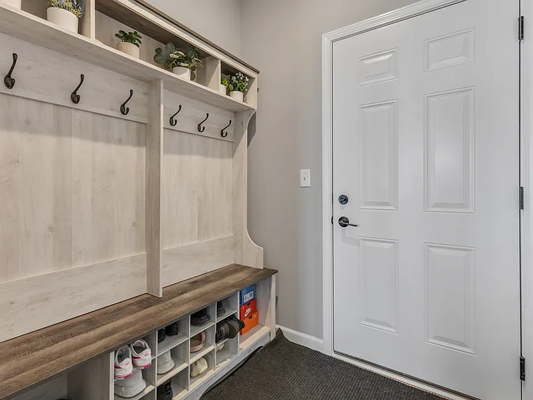 2227 Ryegrass Ln — Photo 12