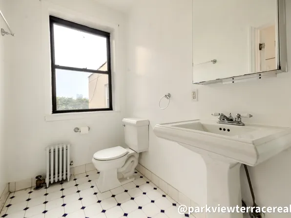 75 Beadel Street image 10 of 14