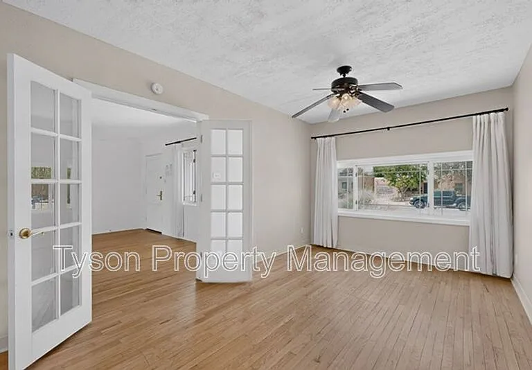 310 Truman St NE — Photo 6