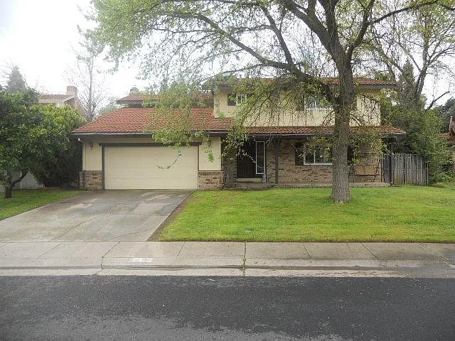 2292 El Cejo Cir photo 1