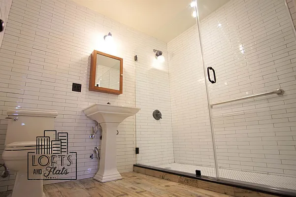 Rented by Lofts and Flats LLC | media 33