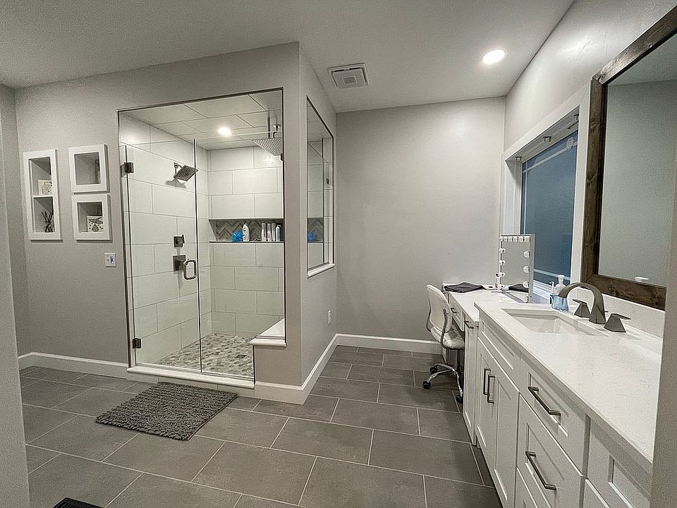 1st image of 3909 Olyvia Ct