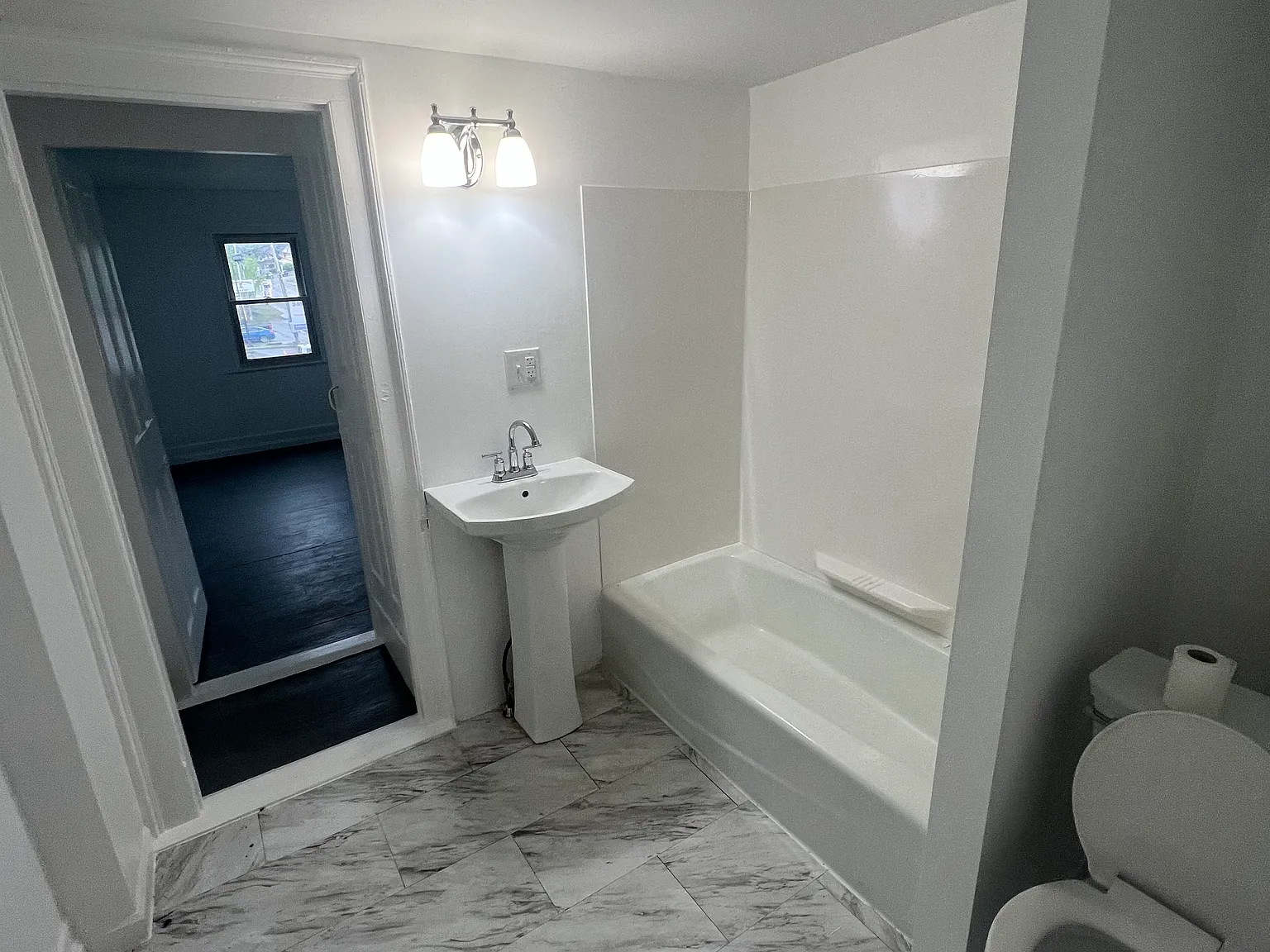 3 bed, 1500 sqft, $3,500 — Photo 3