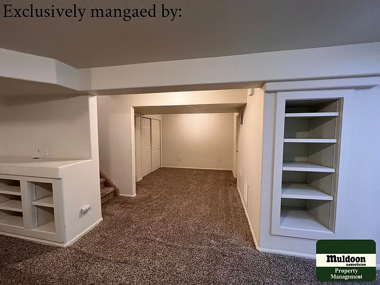 5807 Poudre Way — Photo 22