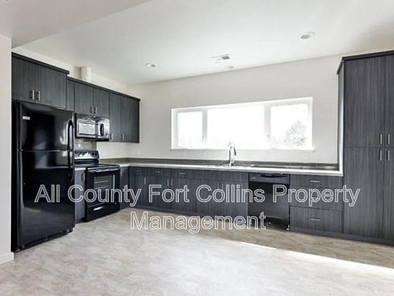 2nd image of 225 Green Leaf St Unit 7